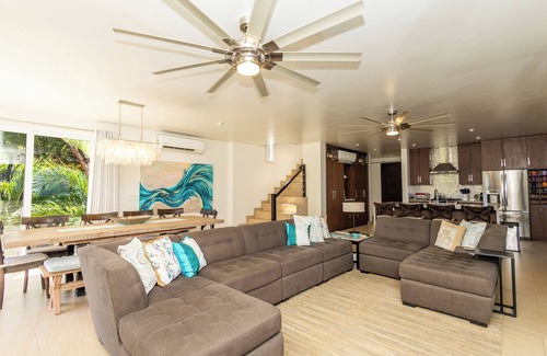 Lawson Rock House | 4br 3ba Beach view house in Sandy Bay with pool - Private community