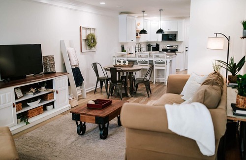 Athens House | 4BR Game-Day Retreat by MHM Luxury Properties