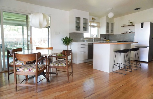 Alta Vista Area House | 4br Olde Town ~ Firepit ~ Outdoor Heated Dining ~ Playset