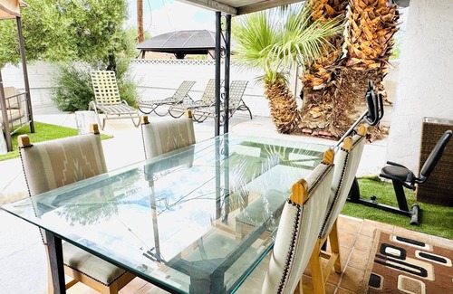 Beverly Green House | 4BRHouse next to Strip LVCC pet-friendly Formula1 Thankgiving Christmas25 30%off