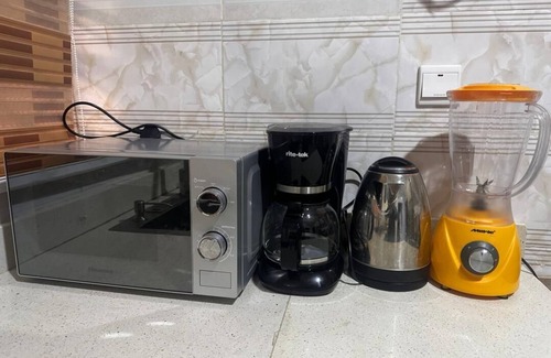 Abuja Apartment | 4mins to Aso Rock Villa, King Bed, Chef, Free Cleaning, 24/7 Electricity, Games