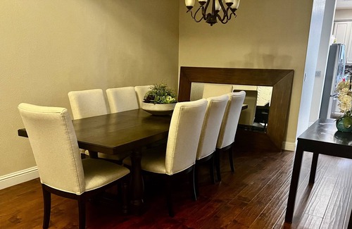 Yuba City House | 5 bedroom 3 bathroom 30 mins from Sacramento