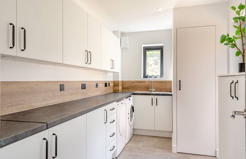 Paignton Cottage | 5 bedroom accommodation in Marldon, near Paignton