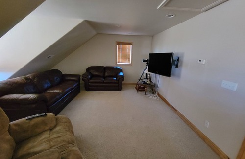 Arapahoe Other | 5-bedroom farmhouse in lovely Bennett with WiFi, AC, fitness area.nClose to DIAn