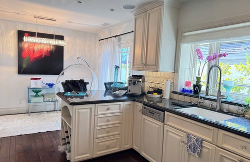 Corona del Mar Villa | 5-bedroom in Newport Beach,the High quality, convenient and very comfortable;