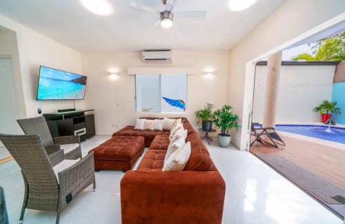 Downtown Cancun Villa | 5 Bedroom Modern Villa with Private Pool - Great Location