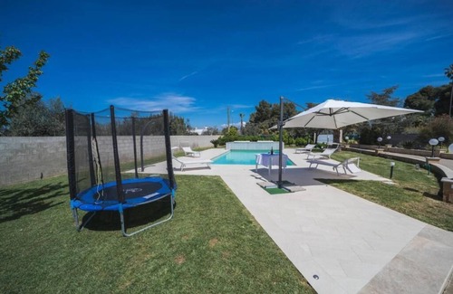 Parabita Villa | 5 Bedroom Villa in Parabita