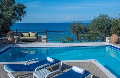 Ieromonachos Villa | 5 Bedroom Villa with Private Pool – Premium Rate