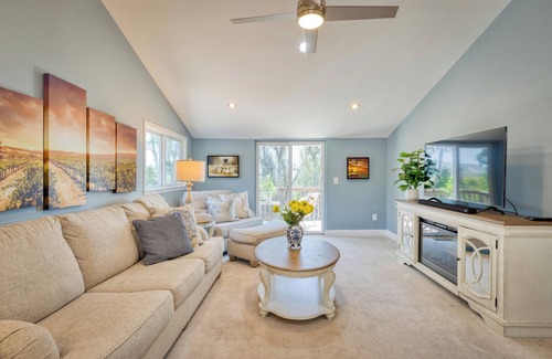 Montgomery Village House | 5 Bedroom wine Country Home, Grill, Hot Tub, Granny unit in Santa Rosa