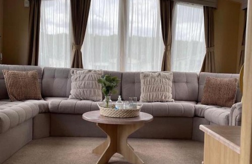 Cresswell Other | 5 Birth Static Caravan Partially Adapted, Walk in Shower/Shower Chair