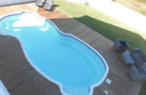 Holden Beach House | 5 BR 4.5 Bath 2nd Row Direct Beach Access with Pool and Elevator