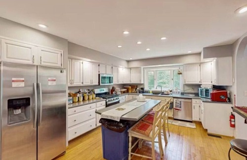 Tafton Villa | 5 BR Luxury Escape with Hot Tub, Home Theater, Arcade, Min from Lake & Slopes