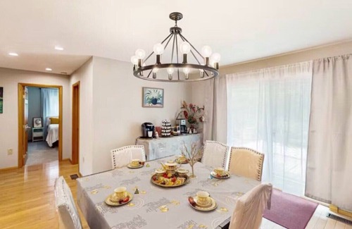 Tafton Villa | 5 BR Luxury Escape with Hot Tub, Home Theater, Arcade, Min from Lake & Slopes