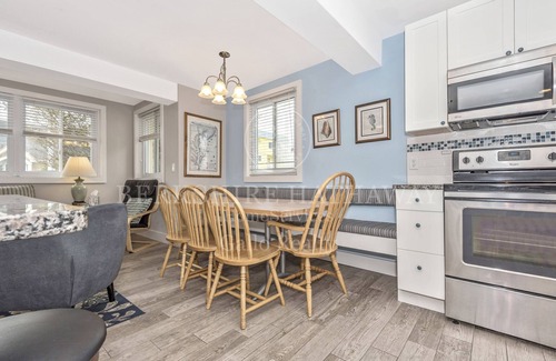 Dewey Beach House | 5 BR OCEAN BLOCK BEAUTY IN DEWEY BEACH