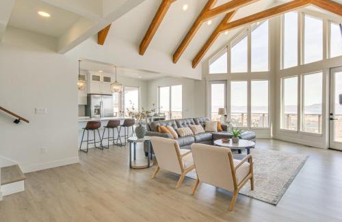 Sweetwater House | 5 Mi to Bear Lake State Park Home with Deck