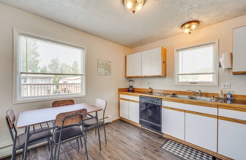 Northeast Anchorage Apartment | 5 Mi to State Park: Mtn-View Apt in Anchorage