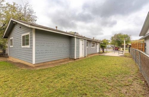 West San Antonio House | 5 miles to Lackland AFB Cozy Casa with King Bed