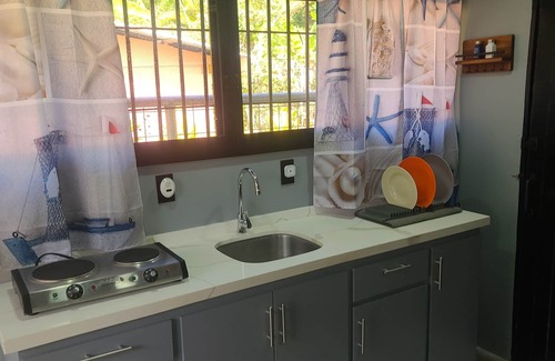 Cabuya Villa | 5 minutes from beaches and the grand rain forest jungle Cabo Blanco.