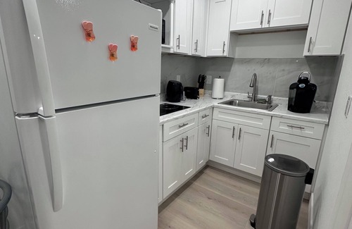 Terrace Park Apartment | 5 minutes from Bush Garden and USF! Apartment for 2 people, cozy.