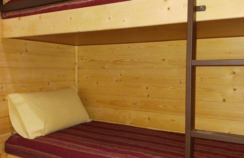 Chester Cabin | 5 minutes to Lake Almanor! Cozy cabin -Brand new construction!