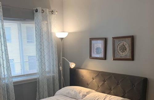 West Bronx House | 5 minutes to the Hospital and public transportation