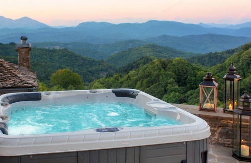 Dikoryfo Villa | 5 Senses luxury villa with jacuzzi