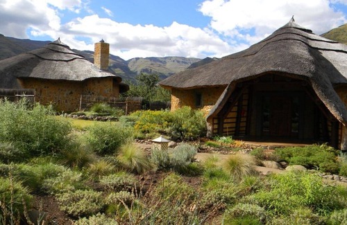 Leribe District Ski Chalet | 5 star luxury Chalet single room