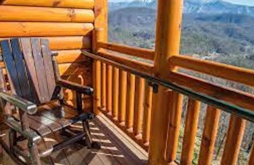 Gatlinburg Resort | 5 Star Westgate Smoky Mountain Resort Deluxe 2 Bedroom Condo