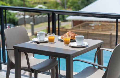 Sainte-Rose Resort | 50 m² Resort ∙ 2 guests