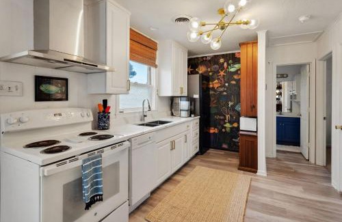 Colington House | 5041 - The Captains Quarters