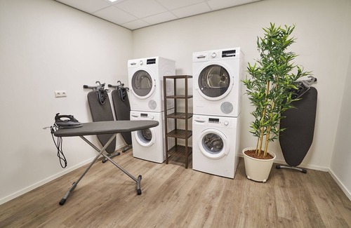 Badhoevedorp Apartment | 50m2 Two Room Apartment | Near Amsterdam & Schiphol