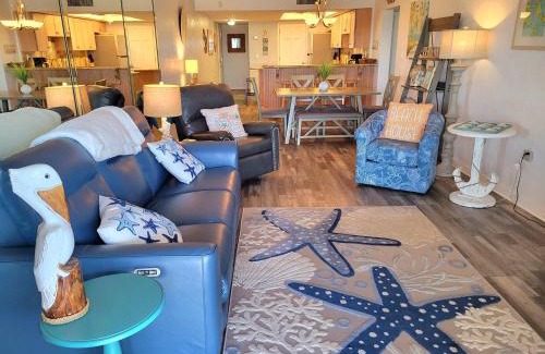 New Smyrna Beach Apartment | 517 - Nicely Decorated Oceanfront 3 Bedroom