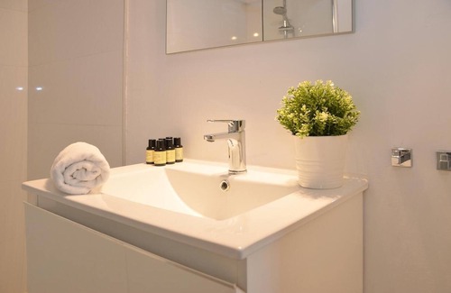 Santa Cruz de Tenerife Apartment | 55 m2 apartment with two bedrooms, living room with sofa bed and two bathrooms