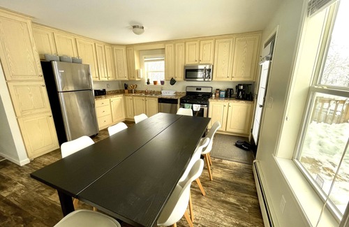 Tannersville House | 5br new construction, gorgeous mountain views, game room