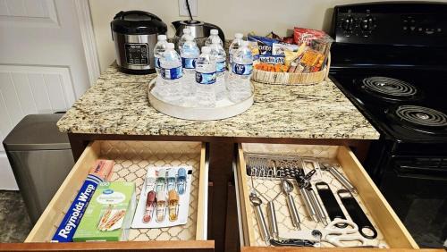 Riverdale House | 5BR Oasis with 3 Spa-Like Baths