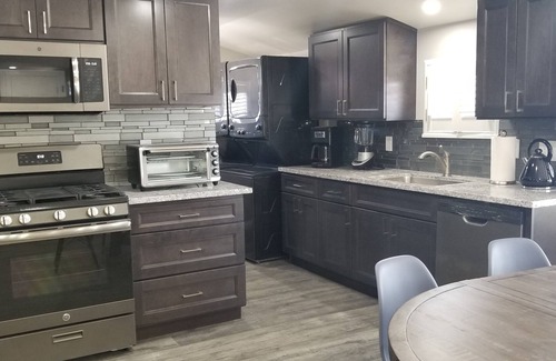 Southwest Anaheim House | 6,000/Month–Corporate Housing, Insurance Claims, Relocation Available Oct 22