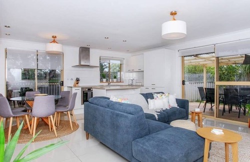 Scarborough Villa | 6 Beach Side Villa family property sleeps 6