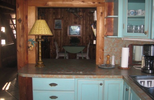 Colington Cottage | 6 Bedroom, Oceanfront, Historical Landmark