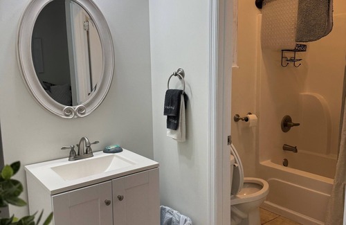 Sylvester Hotel | 6-BR in Sylvester, GA - Southern Charm Meets Spacious Comfort