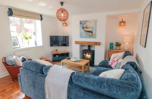 West Cliff House | 6 Clarence Place