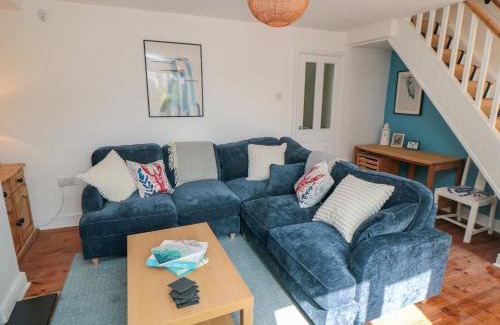 West Cliff House | 6 Clarence Place