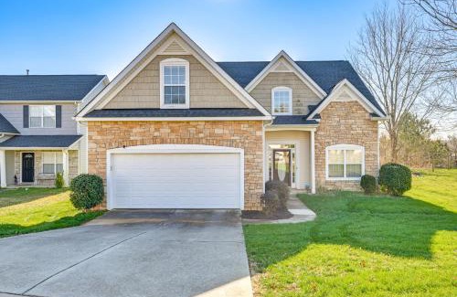 Concord House | 6 Mi to Charlotte Motor Speedway Home with Fire Pit