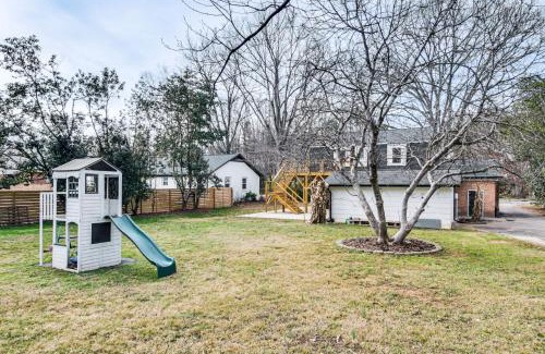 Beverly Woods House | 6 Mi to Spectrum Center Spacious Getaway with Deck