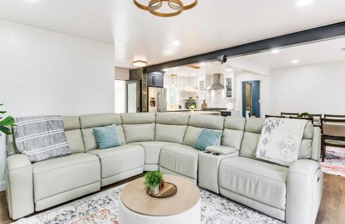 Beverly Woods House | 6 Mi to Spectrum Center Spacious Getaway with Deck