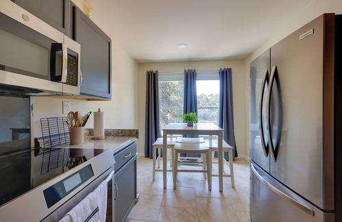 Hoover Apartment | 6 Mi to the Summit: Stylish Apt w/Patio Access