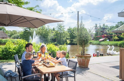 Aalden House | 6-person bungalow in the holiday park Landal Aelderholt