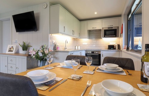 Combpyne Cottage | 6 Pinewood Retreat