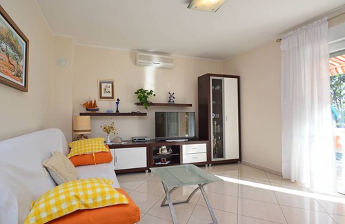 Rakalj House | 60 m² House ∙ 2 bedrooms ∙ 4 guests