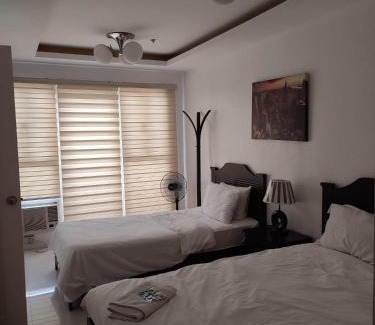 Ermita Night District Hotel | 60 percent Off Deluxe Ocean View Rooms FREE Pool and FREE Sauna Access Included Perfect Location Near US Embassy, NAIA, Makati, BGC, Mall of Asia, and Chinatown Dont Miss Out Book Now and Save Updated Price 2025