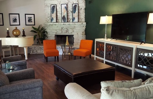 Shreveport House | 6011 On The Ponderosa